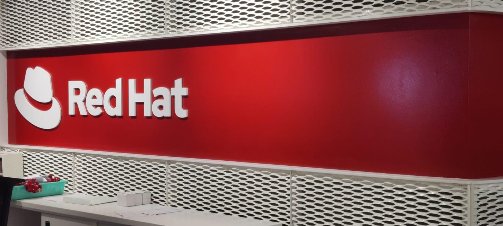 RedHat Logo